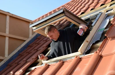 Pose de fenêtres de toit Velux à Moncaut